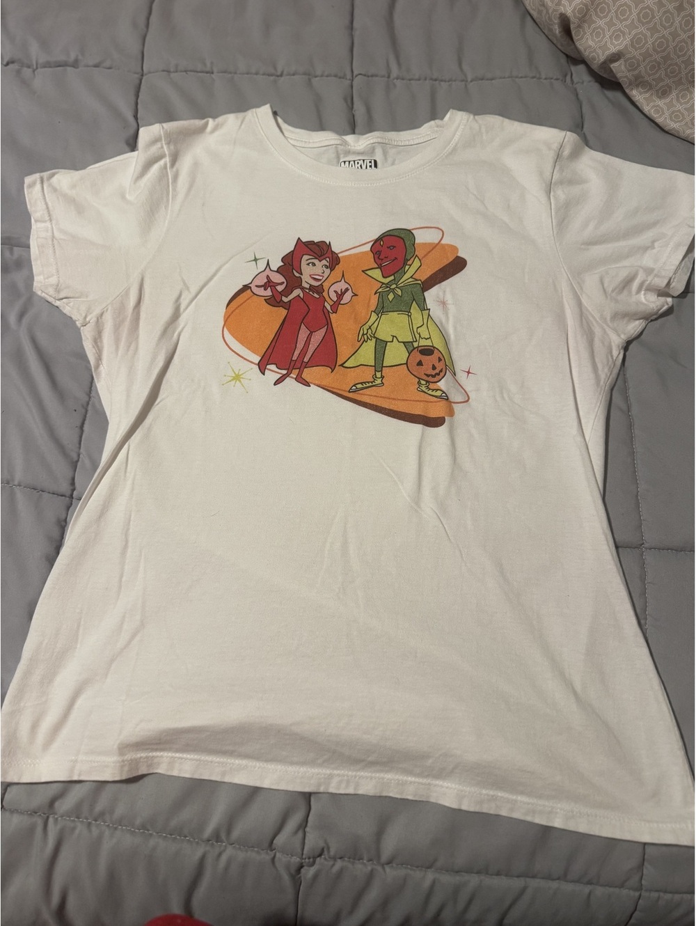 Marvel WandaVision Scarlet Witch & Vision Halloween T-Shirt Women’s Small White